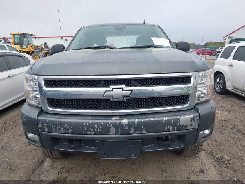 2011 CHEVROLET SILVERADO 1500 VIN: 1GCRKSE3XBZ142158