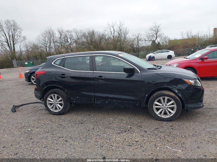 2017 NISSAN ROGUE SPORT S - JN1BJ1CR4HW127660