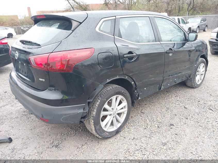 2017 NISSAN ROGUE SPORT S - JN1BJ1CR4HW127660