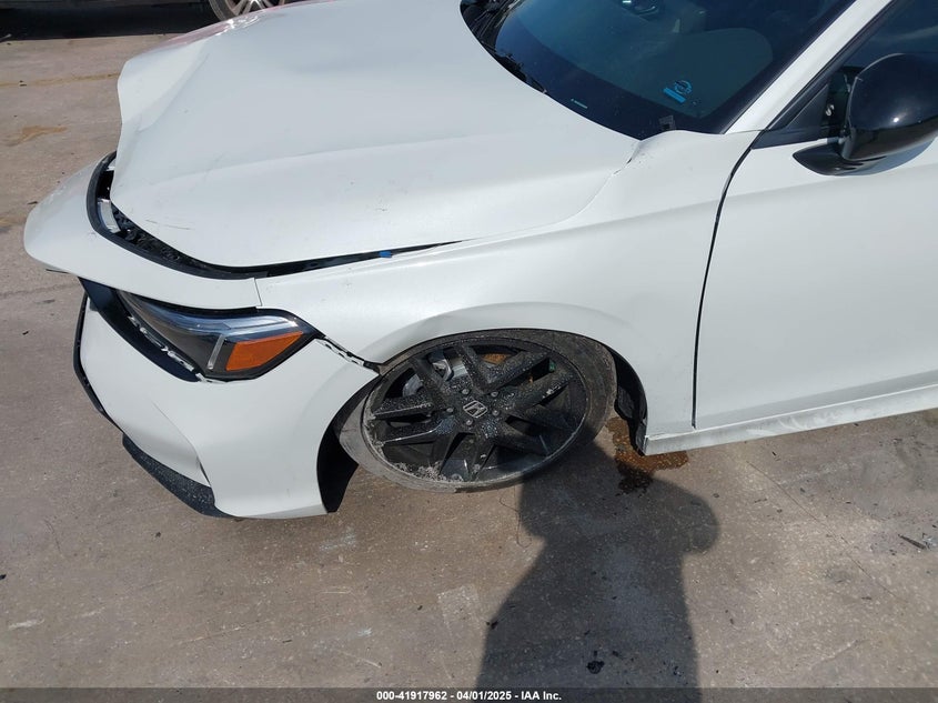 2025 HONDA CIVIC VIN: 2HGFE2F5XSH562790