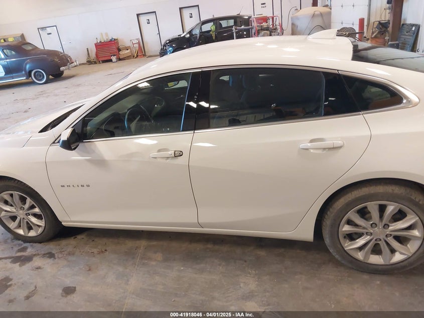 2022 CHEVROLET MALIBU VIN: 1G1ZD5ST2NF206112