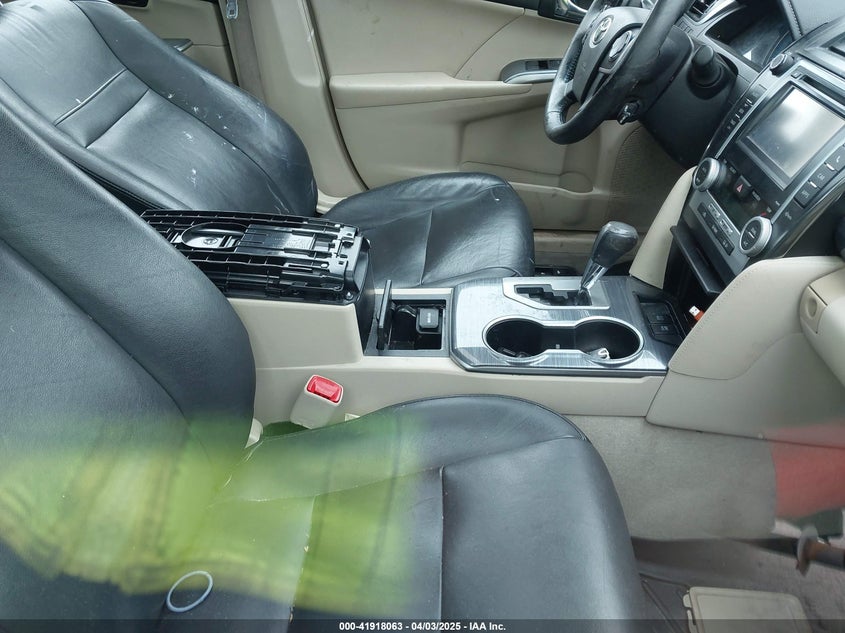 2013 Toyota Camry Hybrid Xle