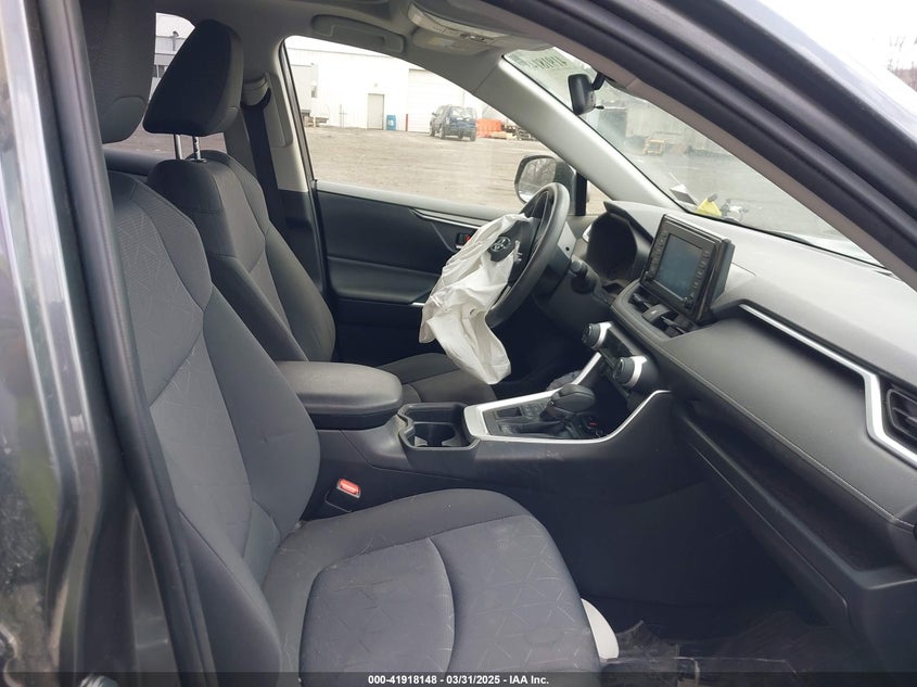 2019 TOYOTA RAV4 XLE - JTMP1RFVXKD025521