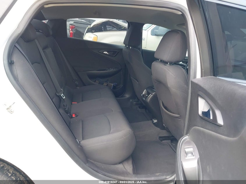 2019 CHEVROLET MALIBU LT - 1G1ZD5ST9KF127578