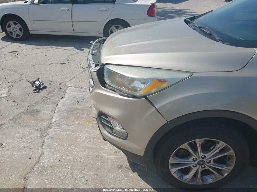 2017 Ford Escape Se VIN: 1FMCU0GD8HUC60074 Lot: 41918443