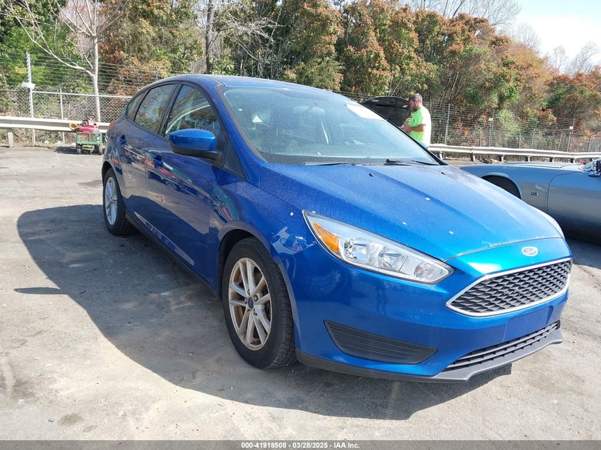 Vin: 1fadp3k29jl238044, lot: 42409879, ford focus se 20181