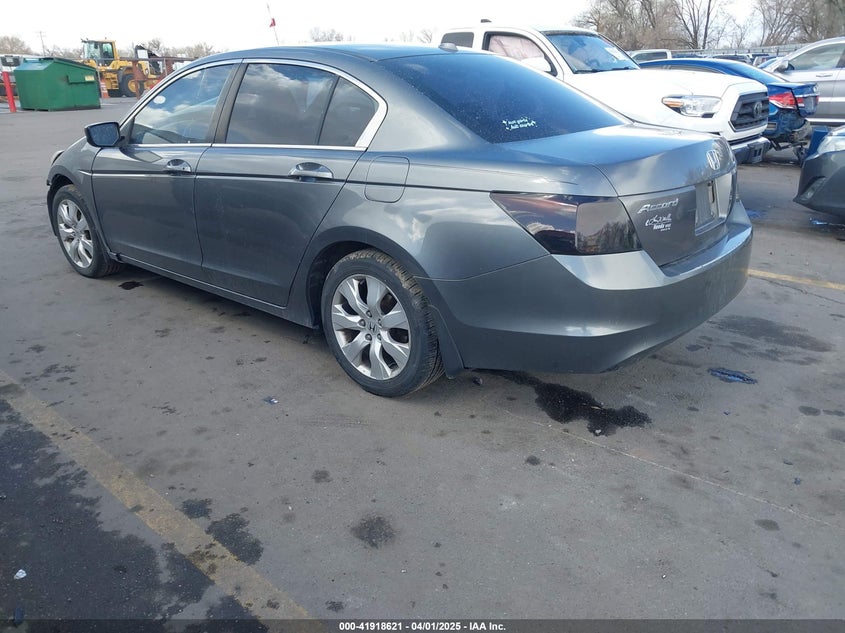 2009 HONDA ACCORD VIN: 1HGCP26829A052031