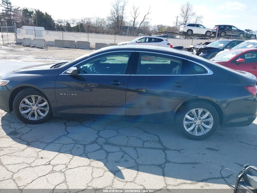 2022 CHEVROLET MALIBU VIN: 1G1ZD5ST9NF158429
