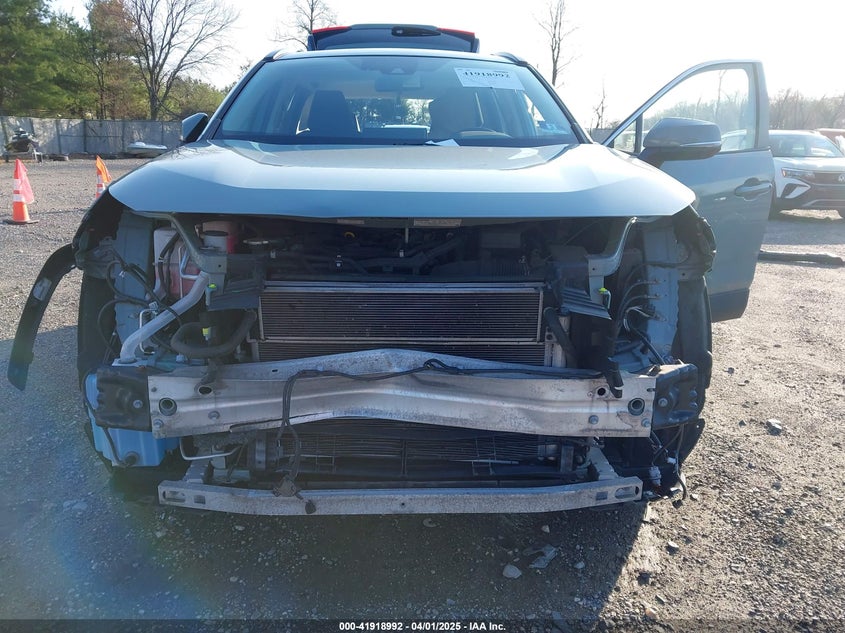2019 TOYOTA RAV4 HYBRID XLE - JTMRWRFV0KD013274