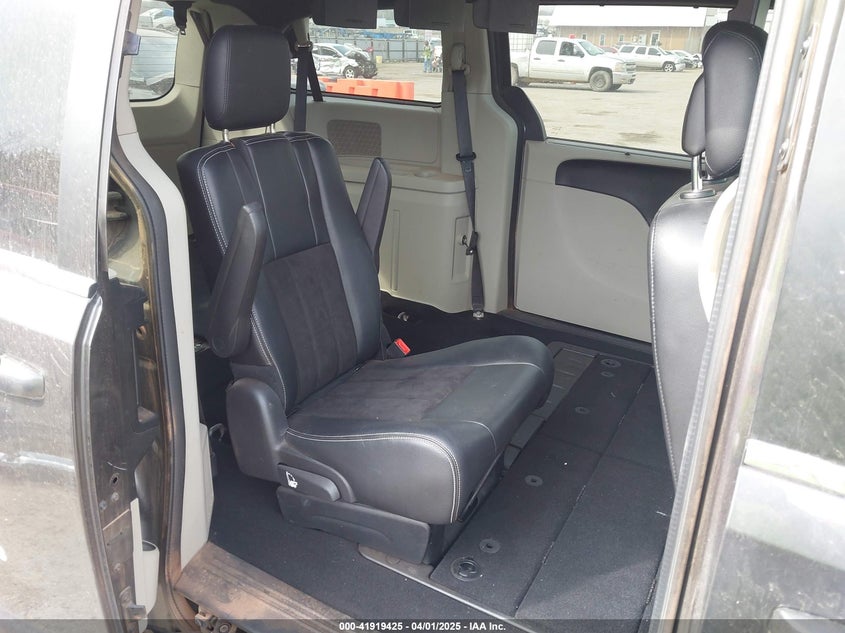 2019 DODGE GRAND CARAVAN SXT - 2C4RDGCG5KR709271