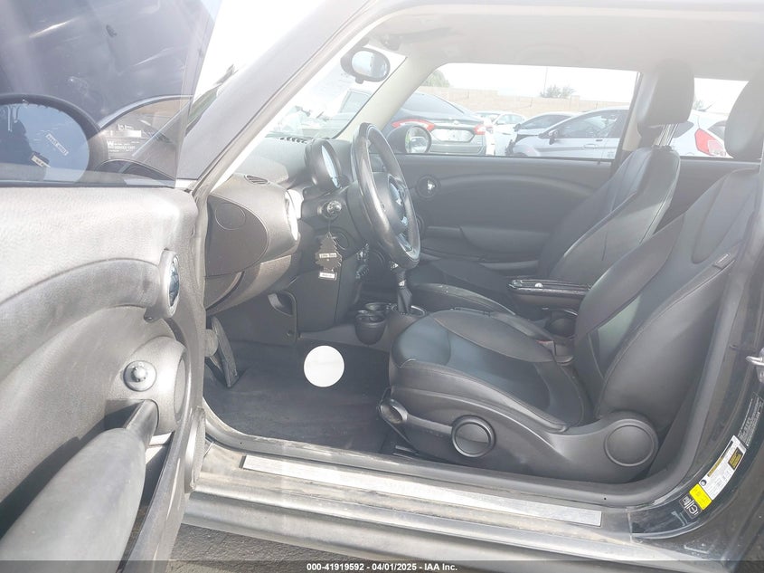 2013 MINI HARDTOP COOPER - WMWSU3C50DT682238
