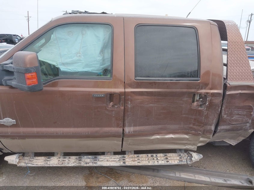 2011 Ford F-250 Lariat VIN: 1FT7W2BT7BEA76224 Lot: 41919703