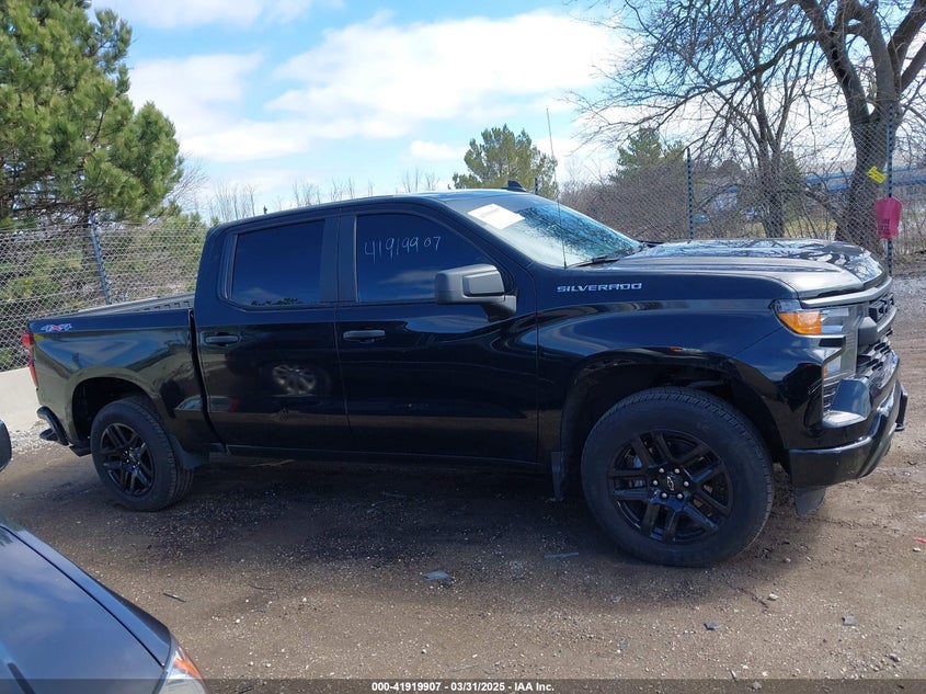 VIN 1GCPDBEK1NZ621341 2022 CHEVROLET SILVERADO 1500 4WD  SHORT BED CUSTOM