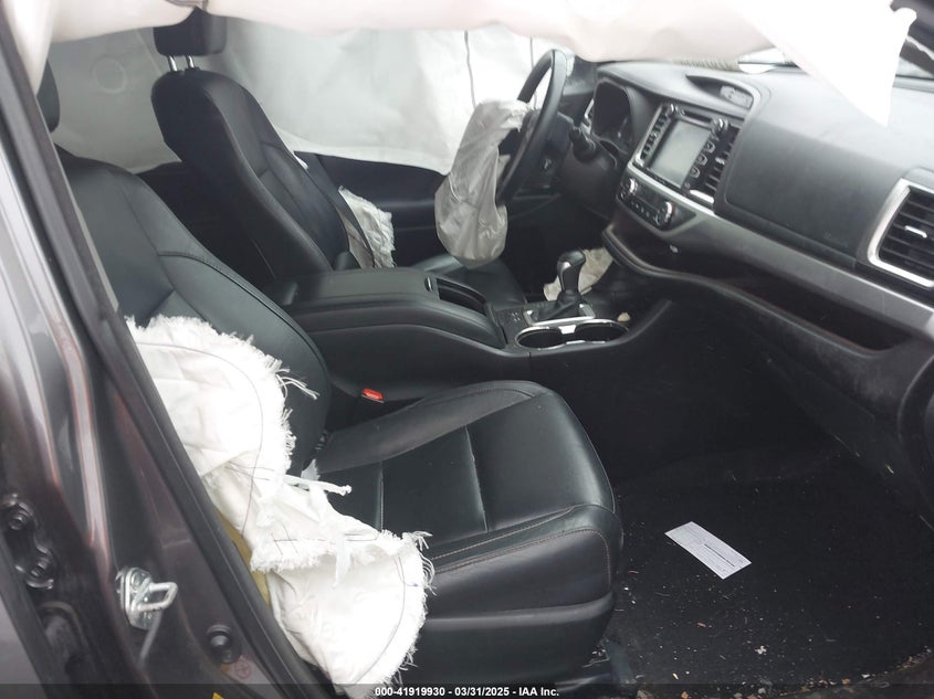 2016 TOYOTA HIGHLANDER XLE V6 - 5TDJKRFH4GS249943