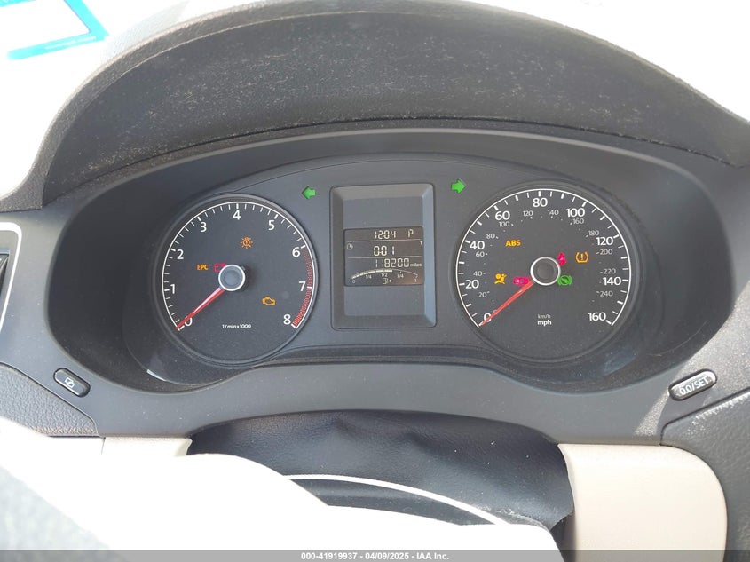 2011 VOLKSWAGEN JETTA VIN: 3VWLZ7AJ0BM307913