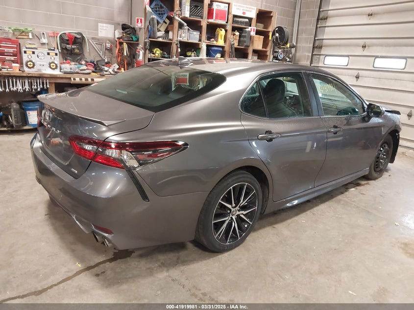 2022 TOYOTA CAMRY VIN: 4T1G11BK3NU053965
