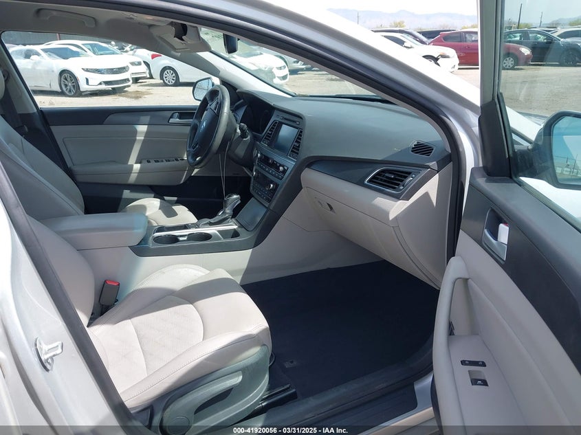 2015 HYUNDAI SONATA VIN: 5NPE34AF4FH064464