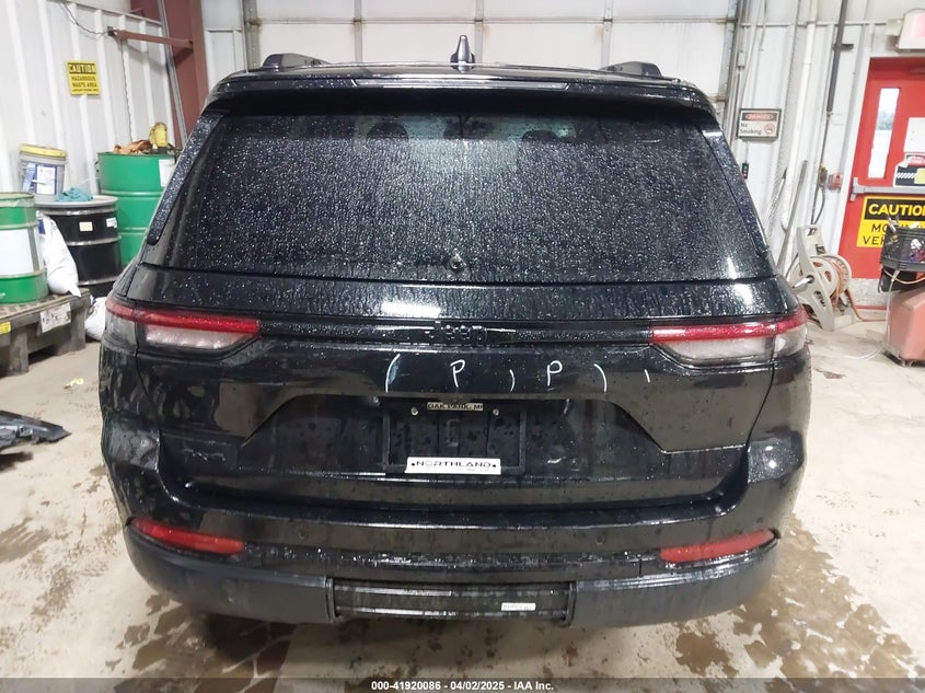 2024 JEEP GRAND CHEROKEE VIN: 1C4RJHAG7RC679243