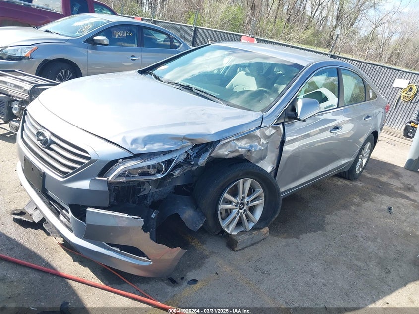 2017 HYUNDAI SONATA SE - 5NPE24AF9HH545428