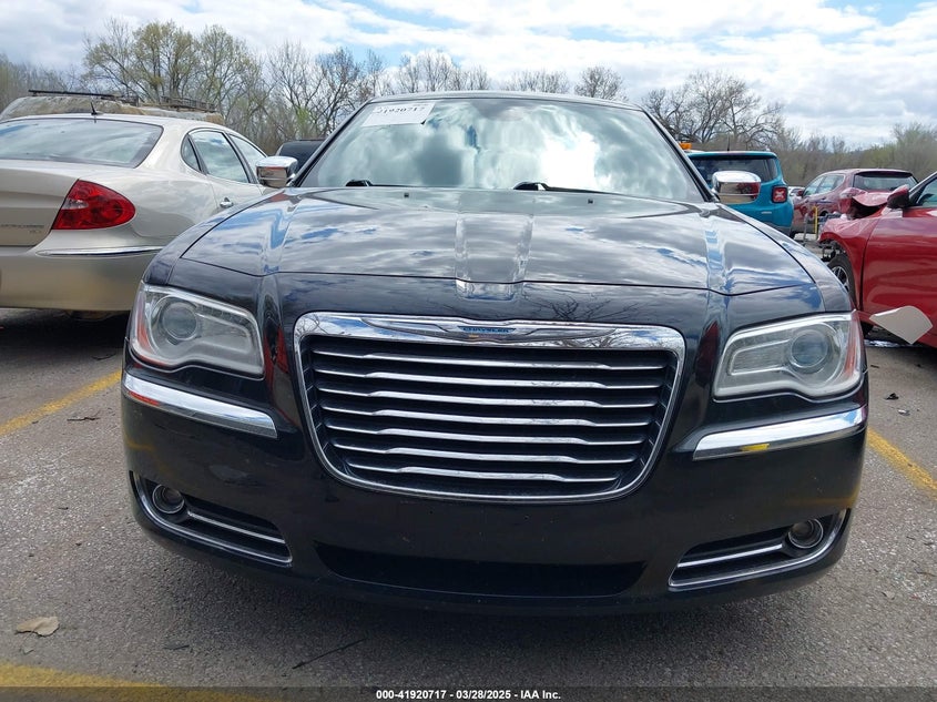 2012 CHRYSLER 300C VIN: 2C3CCAET1CH284661