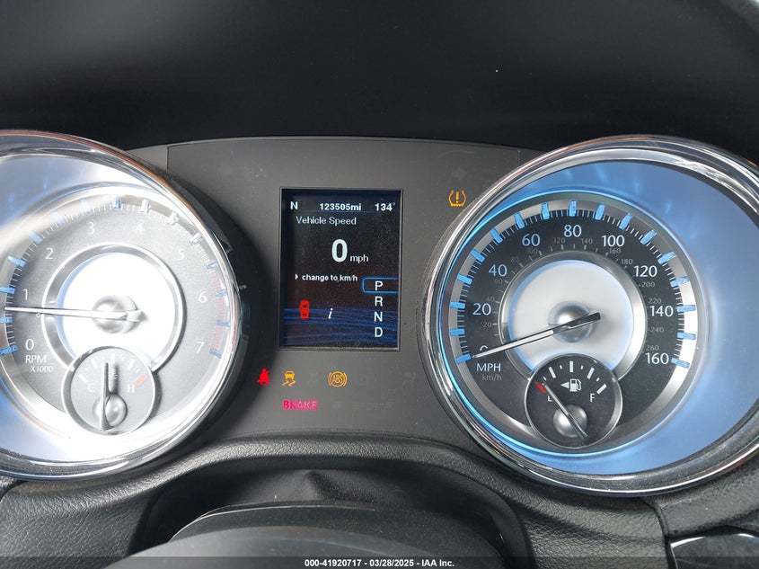 2012 CHRYSLER 300C VIN: 2C3CCAET1CH284661
