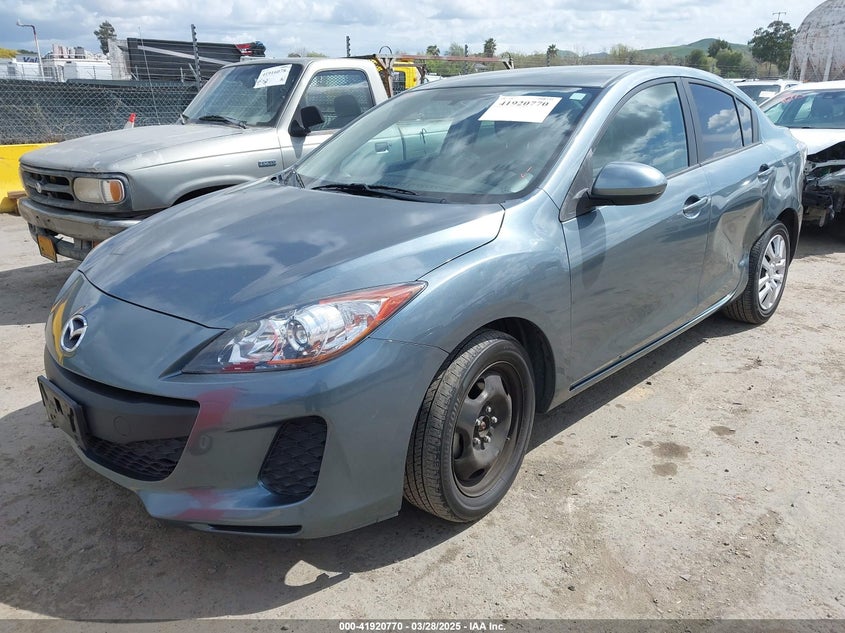 2013 MAZDA MAZDA3 I SV - JM1BL1TG2D1794773