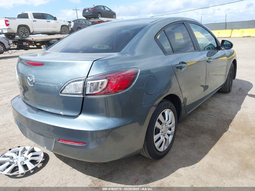 2013 MAZDA MAZDA3 I SV - JM1BL1TG2D1794773
