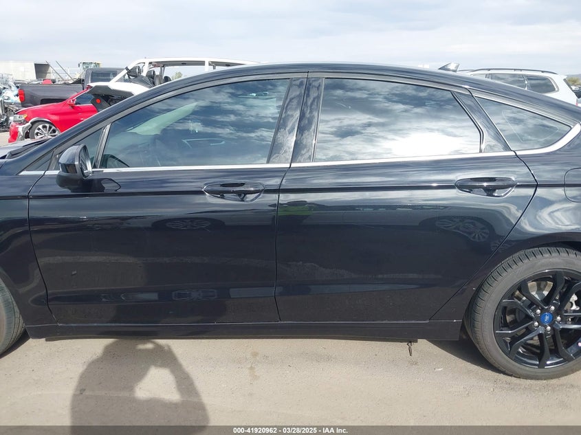 2019 Ford Fusion Se VIN: 3FA6P0HDXKR184031 Lot: 41920962