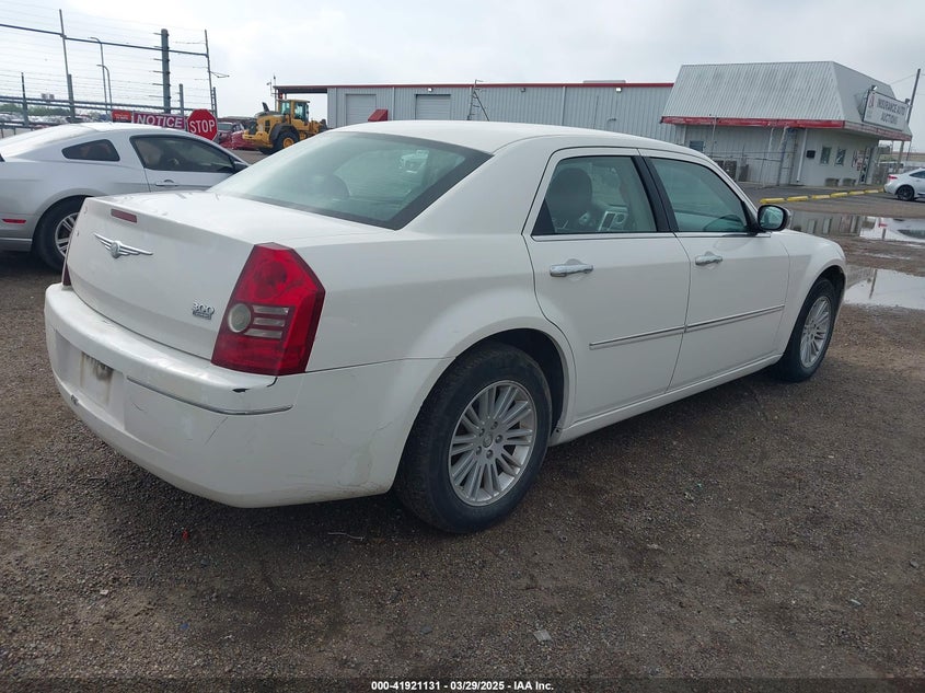 2010 CHRYSLER 300 VIN: 2C3CA5CV7AH160747