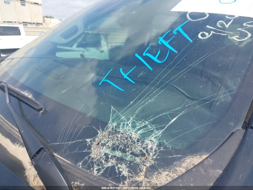 2022 GMC Sierra 2500Hd 4Wd Standard Bed Denali VIN: 1GT49REYXNF173619 Lot: 41921157