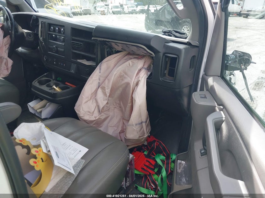 2021 CHEVROLET EXPRESS G2500 VIN: 1GCWGBFP9M1258233