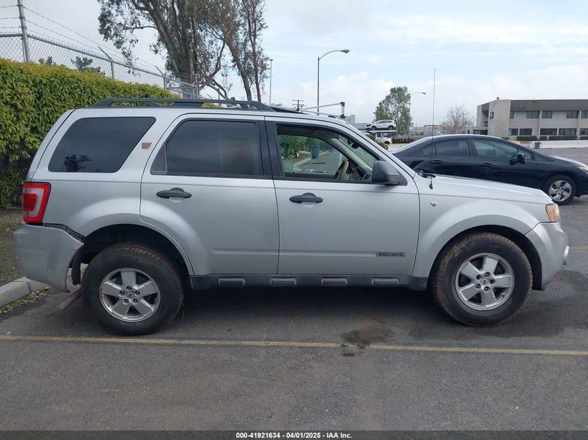 2008 FORD ESCAPE VIN: 1FMCU03108KA62726