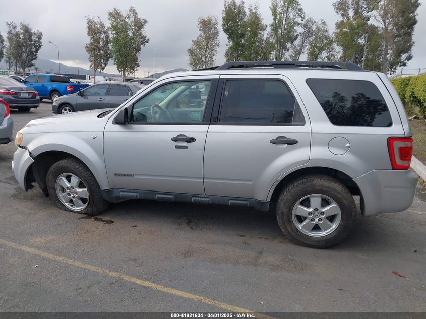2008 FORD ESCAPE VIN: 1FMCU03108KA62726