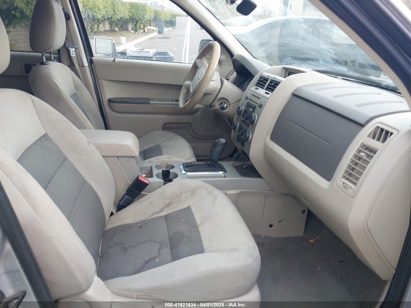 2008 FORD ESCAPE VIN: 1FMCU03108KA62726