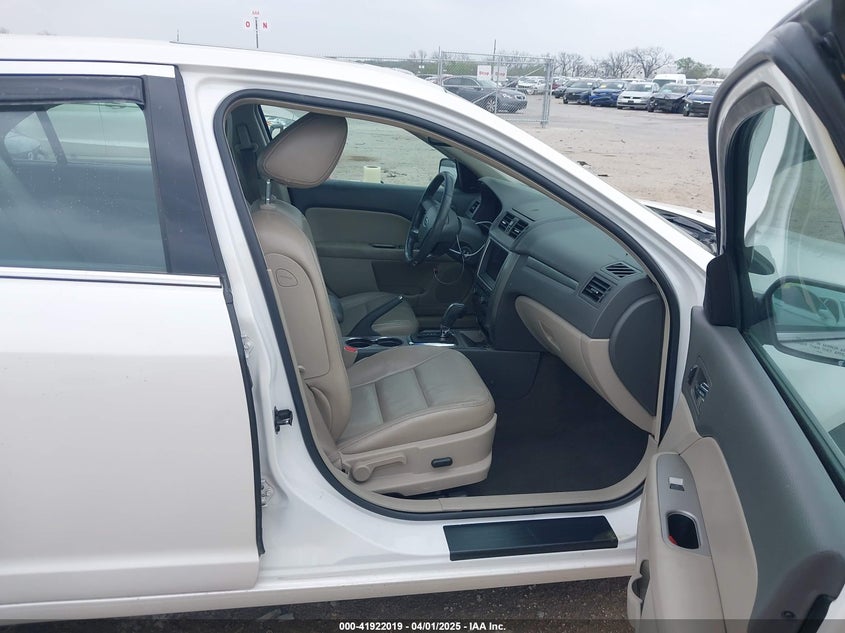 2010 FORD FUSION HYBRID VIN: 3FADP0L38AR210792