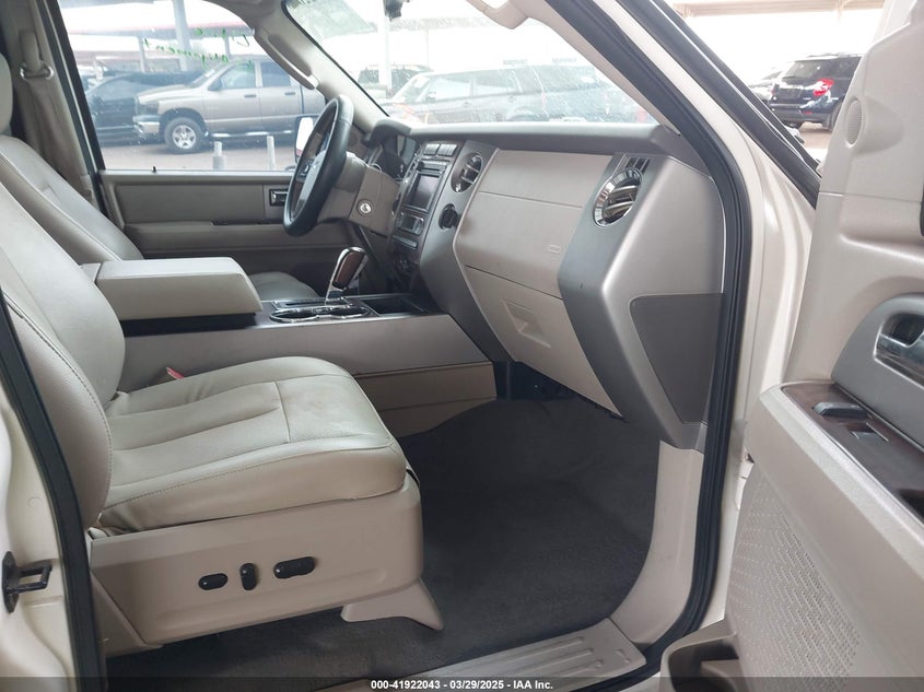 2008 FORD EXPEDITION EL VIN: 1FMFK205X8LA08561