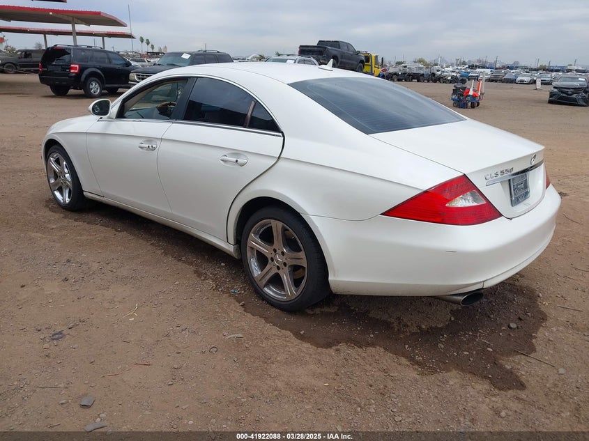 2007 MERCEDES-BENZ CLS 550 VIN: WDDDJ72X27A107823