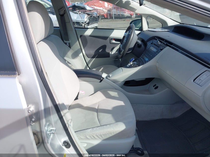 2011 TOYOTA PRIUS VIN: JTDKN3DU7B5327736