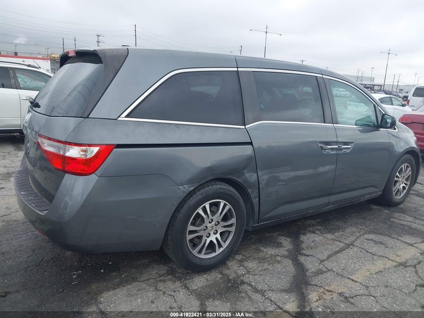 2011 HONDA ODYSSEY VIN: 5FNRL5H63BB059407
