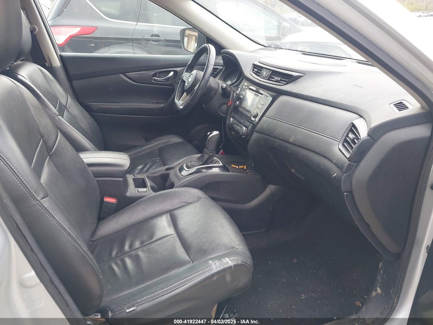 2017 NISSAN ROGUE SV - 5N1AT2MV5HC892040