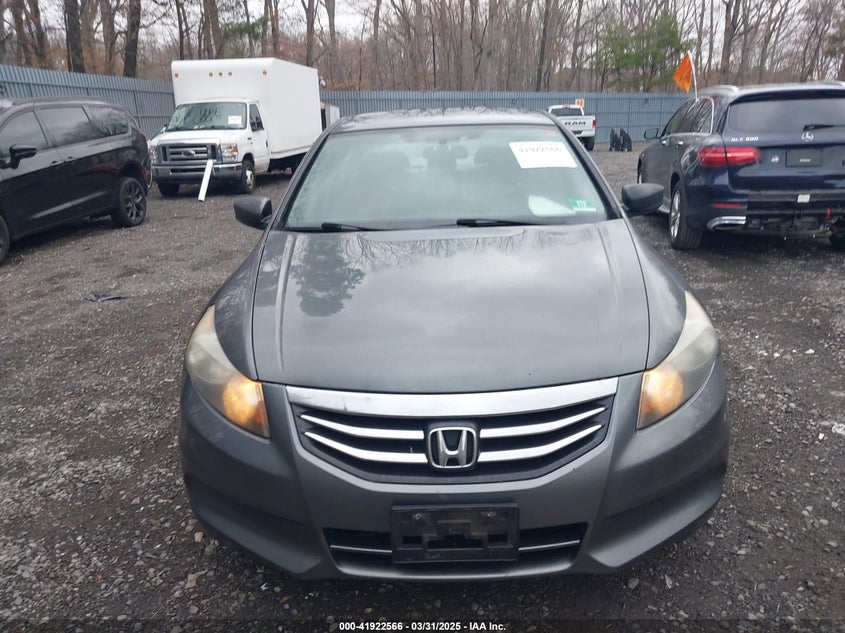 2011 HONDA ACCORD VIN: 1HGCP2F44BA017767