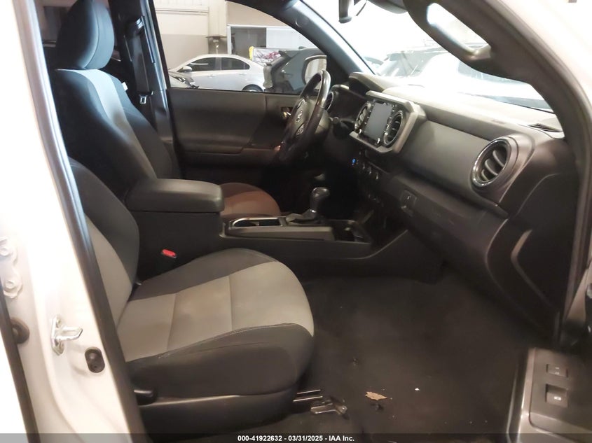 2021 TOYOTA TACOMA VIN: 5TFCZ5AN1MX268370