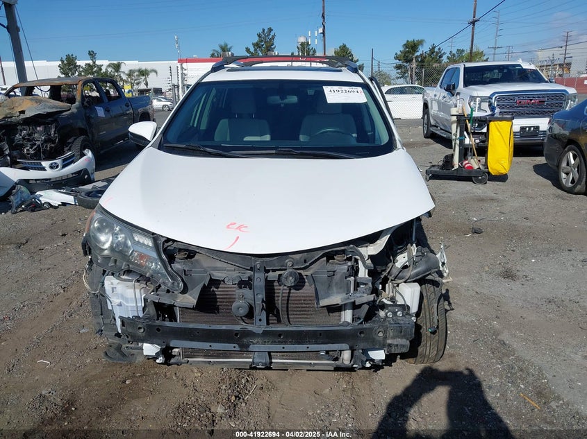 2015 TOYOTA RAV4 XLE - JTMWFREV9FJ034992
