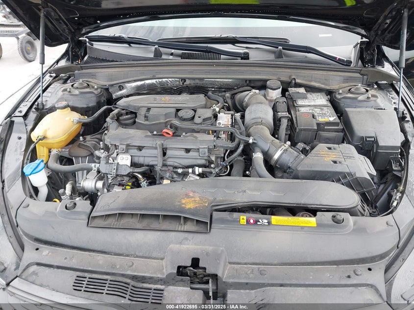 2022 KIA K5 VIN: 5XXG24J27NG116589