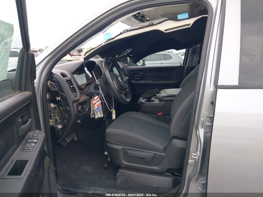 2024 Ram 3500 Tradesman 4X4 8' Box VIN: 3C63RRGL4RG241955 Lot: 41922753