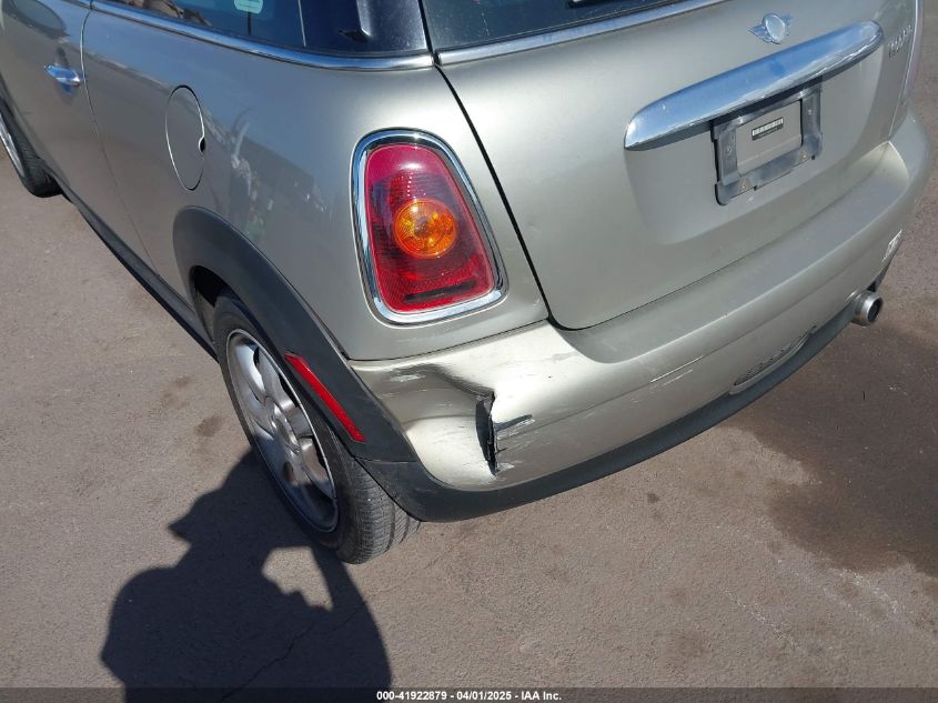 2008 Mini Cooper VIN: WMWMF33538TT67233 Lot: 41922879