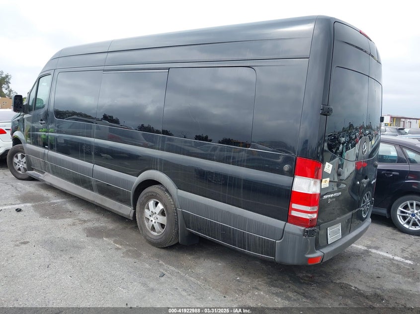 2014 MERCEDES-BENZ SPRINTER 2500 VIN: WD3PE8CCXE5851473