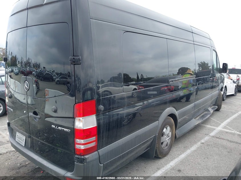 2014 MERCEDES-BENZ SPRINTER 2500 VIN: WD3PE8CCXE5851473