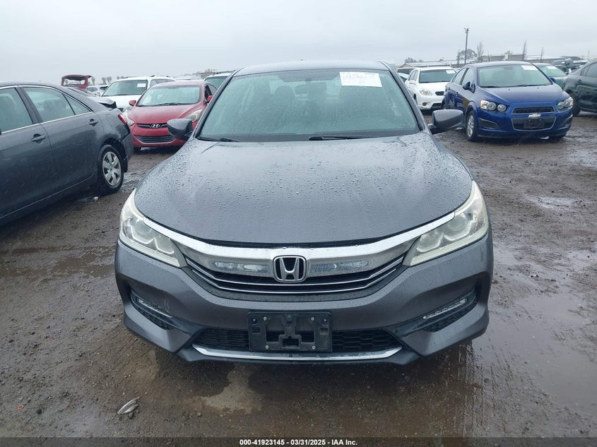 2016 HONDA ACCORD VIN: 1HGCR2F58GA079960
