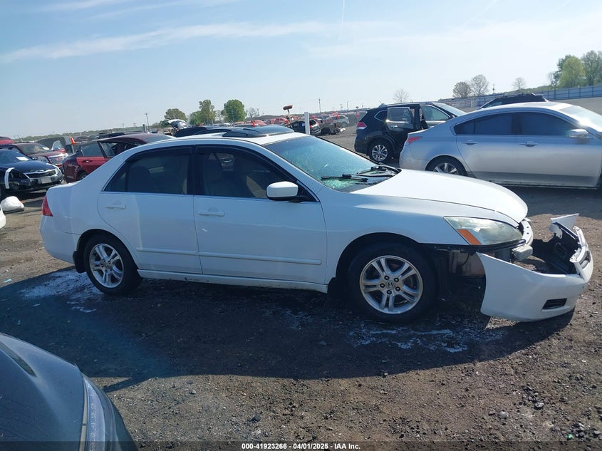 2007 HONDA ACCORD VIN: 1HGCM56717A097413